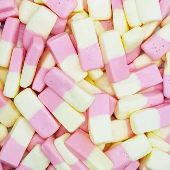 Swizzels Squashies Rhubarb & Custard- 100g